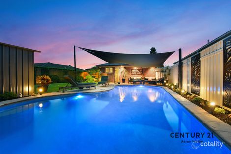 Property photo of 3 Gum Tree Court Cameron Park NSW 2285