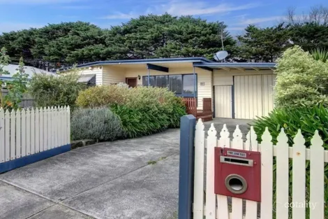 Property photo of 17 Watson Avenue Dromana VIC 3936