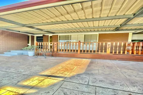 Property photo of 21 Aycliffe Drive Deer Park VIC 3023