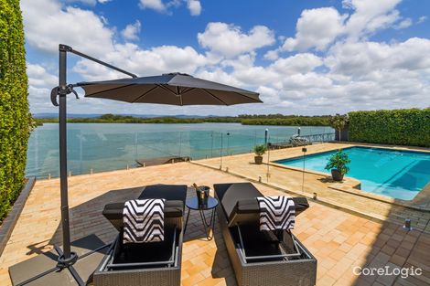 Property photo of 62 Tradewinds Avenue Paradise Point QLD 4216