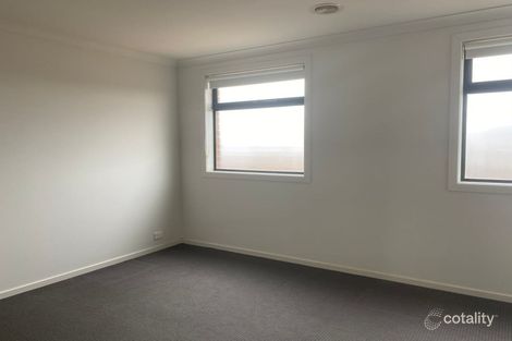 Property photo of 64 Fairview Parade Tarneit VIC 3029