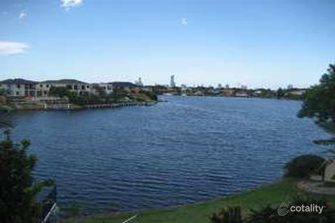 69 Bollard Cct, Clear Island Waters, QLD 4226