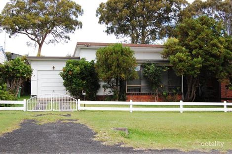 27 Ninth Ave, Toukley, NSW 2263