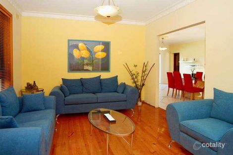 Property photo of 27 Thackeray Quadrant Avondale Heights VIC 3034