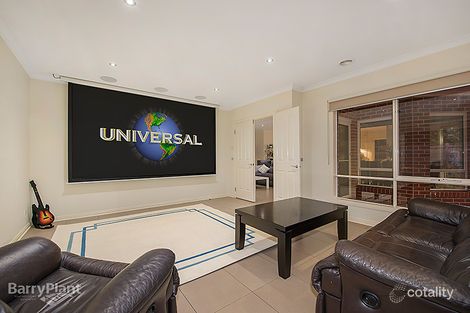 Property photo of 6 Duffy Court Berwick VIC 3806