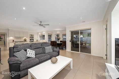 Property photo of 6 Duffy Court Berwick VIC 3806