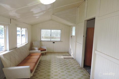 4 Tully St, South Townsville, QLD 4810