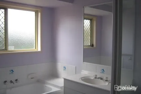 Property photo of 17 Colonial Court Raceview QLD 4305
