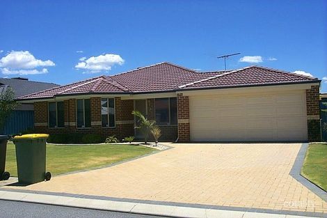 19 Harwood Cl, Canning Vale, WA 6155