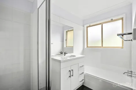 Property photo of 6 Ashburn Close Lisarow NSW 2250
