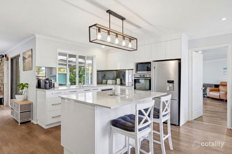 Property photo of 6 Kim Close Kincumber NSW 2251