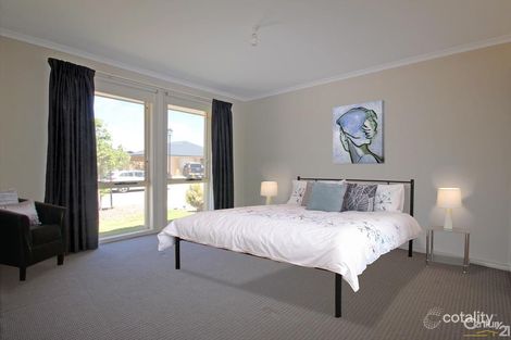 Property photo of 25 Parrell Street Seaford Meadows SA 5169