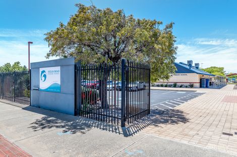 Property photo of 55 Ayrton Street Dawesville WA 6211