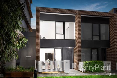 Property photo of 1 Olsen Walk Mill Park VIC 3082