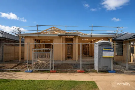 12 Hertford Pl, Strathtulloh, VIC 3338