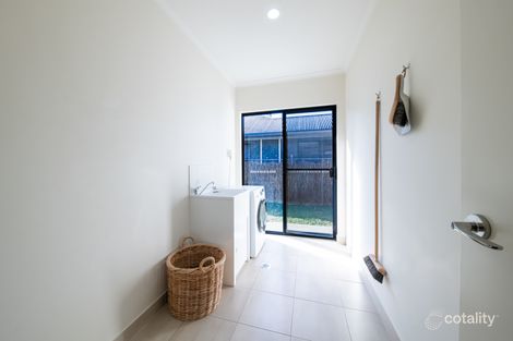 Property photo of 3 Waite Creek Court Cannonvale QLD 4802