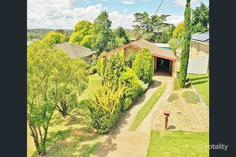 24 Cowper St, Young, NSW 2594