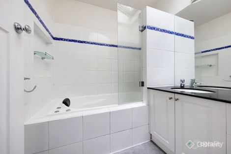 Property photo of 2/8 Calembeena Avenue Hughesdale VIC 3166
