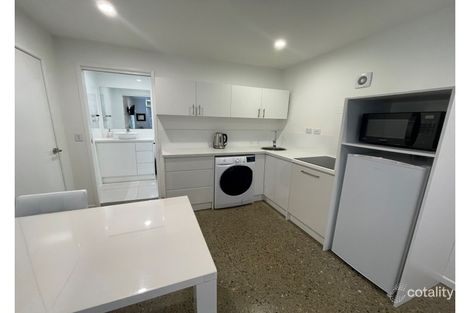 Property photo of 1 Pira Court Ashmore QLD 4214