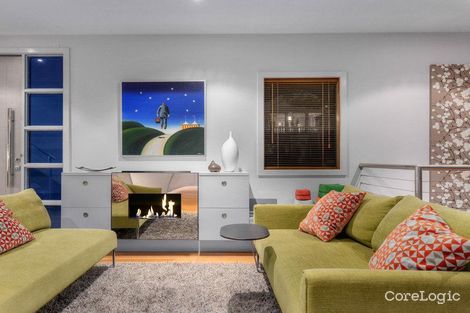 Property photo of 7 Lamont Street St Lucia QLD 4067