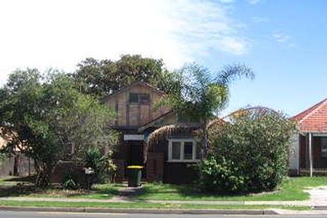 1027 Canterbury Rd, Lakemba, NSW 2195