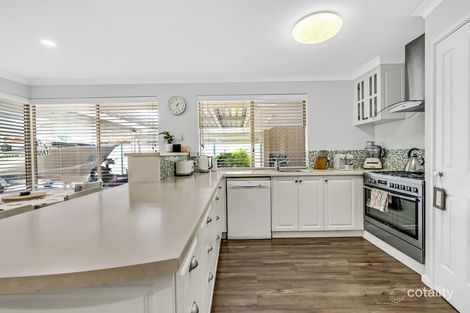 Property photo of 8 George Way Broadwater WA 6280