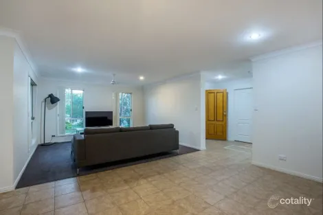 Property photo of 18 Noelene Lane Arundel QLD 4214