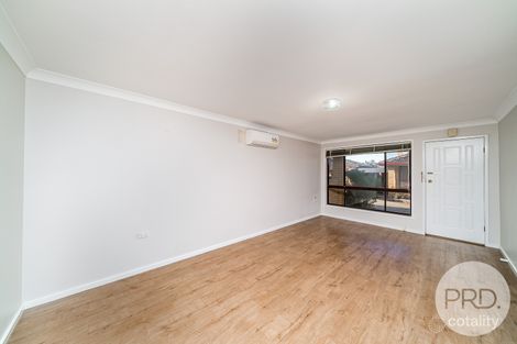 Property photo of 4/1-3 Horsley Street Kooringal NSW 2650