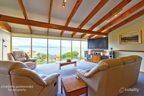 Property photo of 2/4 Pauldon Drive Sandy Bay TAS 7005