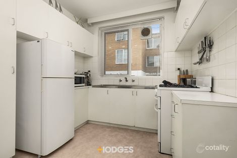 Property photo of 2/2 Parkside Street Elsternwick VIC 3185