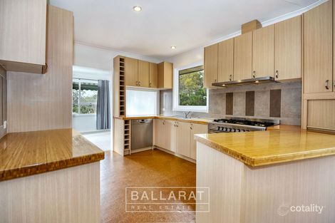 Property photo of 11 The Gums Mount Clear VIC 3350