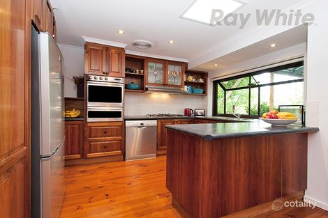 Property photo of 18 Southern Cross Chirnside Park VIC 3116