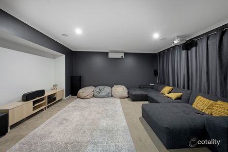 Property photo of 19 Ben Hall Street Cranbourne East VIC 3977