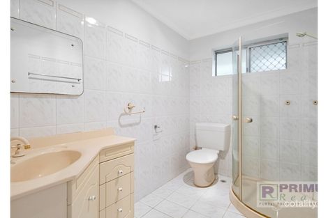 Property photo of 16 Morago Crescent Cloverdale WA 6105