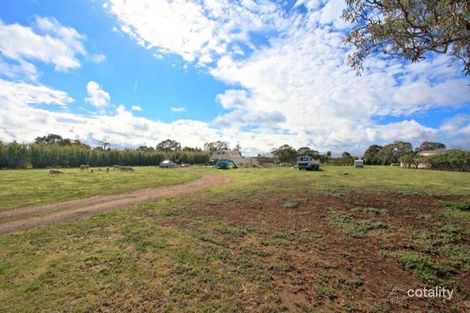 Property photo of 40 Callaway Drive Mickleham VIC 3064