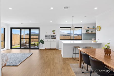 Property photo of 17 Brocchi Road New Gisborne VIC 3438