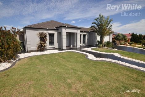 Property photo of 6 Manchester Circuit Craigmore SA 5114
