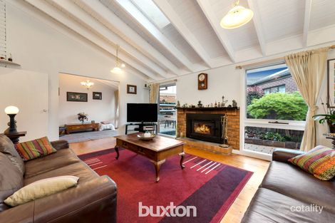 Property photo of 3 Hamlet Place Dingley Village VIC 3172