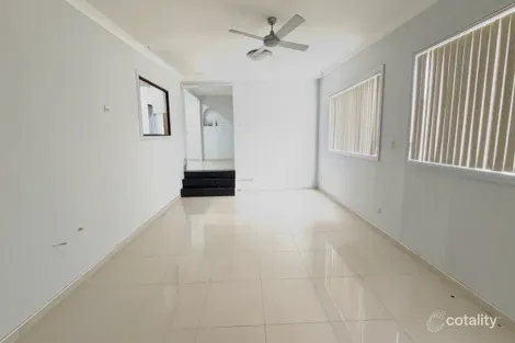 Property photo of 10 Barlow Crescent Canley Heights NSW 2166