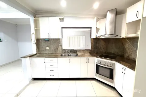 Property photo of 10 Barlow Crescent Canley Heights NSW 2166