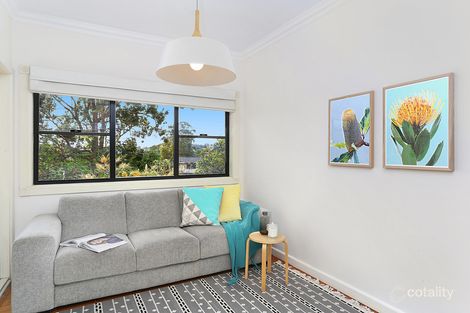 Property photo of 2 Edgebury Road Figtree NSW 2525
