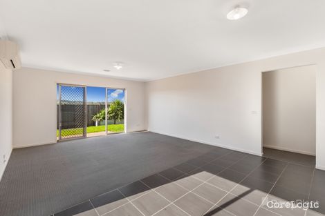 Property photo of 163 Wallara Waters Boulevard Wallan VIC 3756