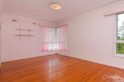 Property photo of 32 Rodway Parade Kotara NSW 2289