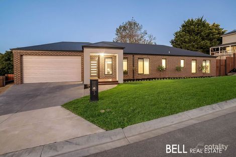 3 Vuegrande Rise, Montrose, VIC 3765