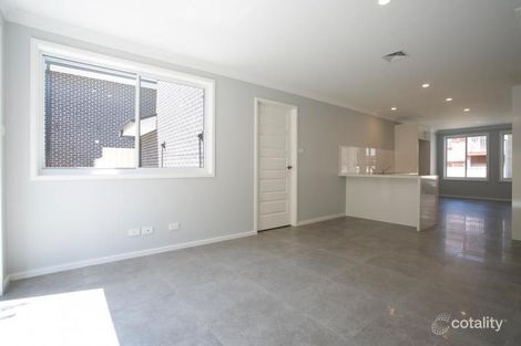 Property photo of 2/48 Bateman Avenue Albion Park Rail NSW 2527