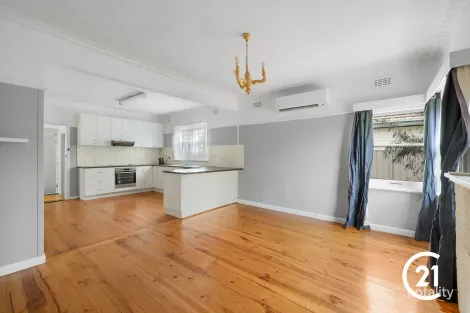 Property photo of 11 Poplar Street Echuca VIC 3564