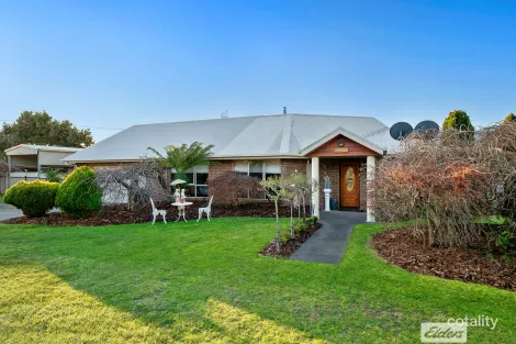 Property photo of 10 Irbys Circus Sisters Beach TAS 7321