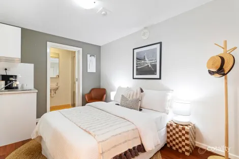 Property photo of 9/44 Waterloo Crescent St Kilda VIC 3182