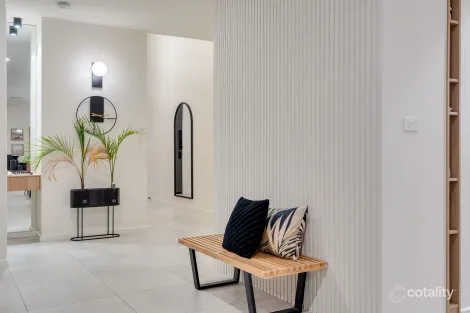 Property photo of 22 Xenolith Drive Craigieburn VIC 3064