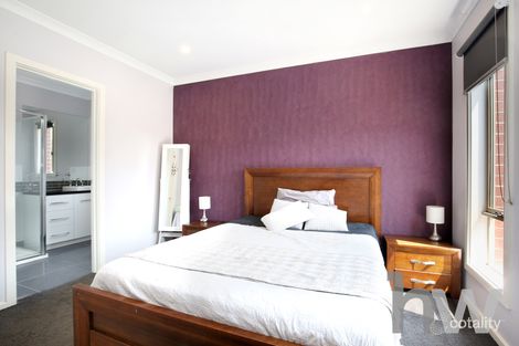 Property photo of 3/16 Martain Avenue Lara VIC 3212